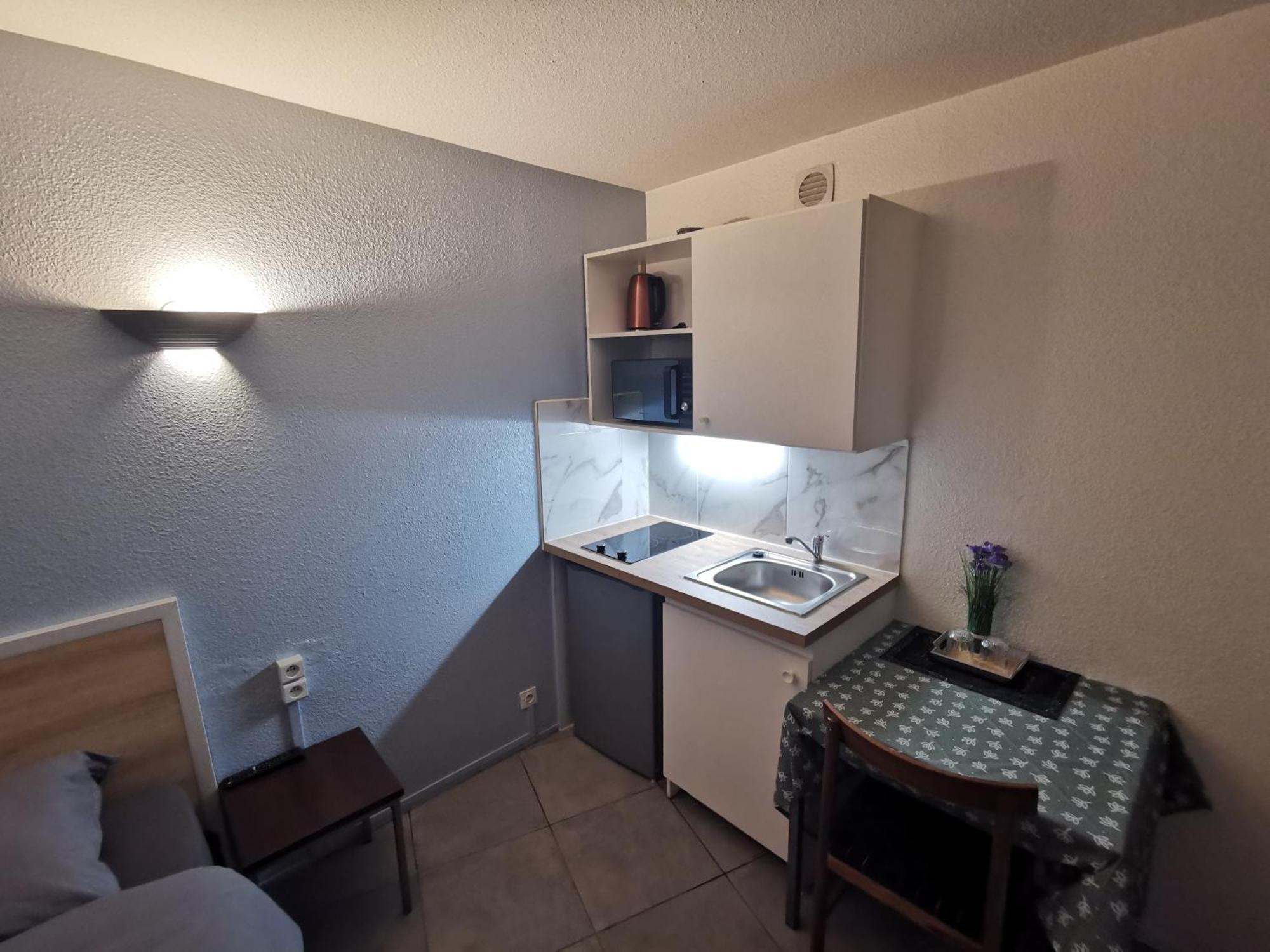 Appart Hotel La Defense Курбевуа Экстерьер фото
