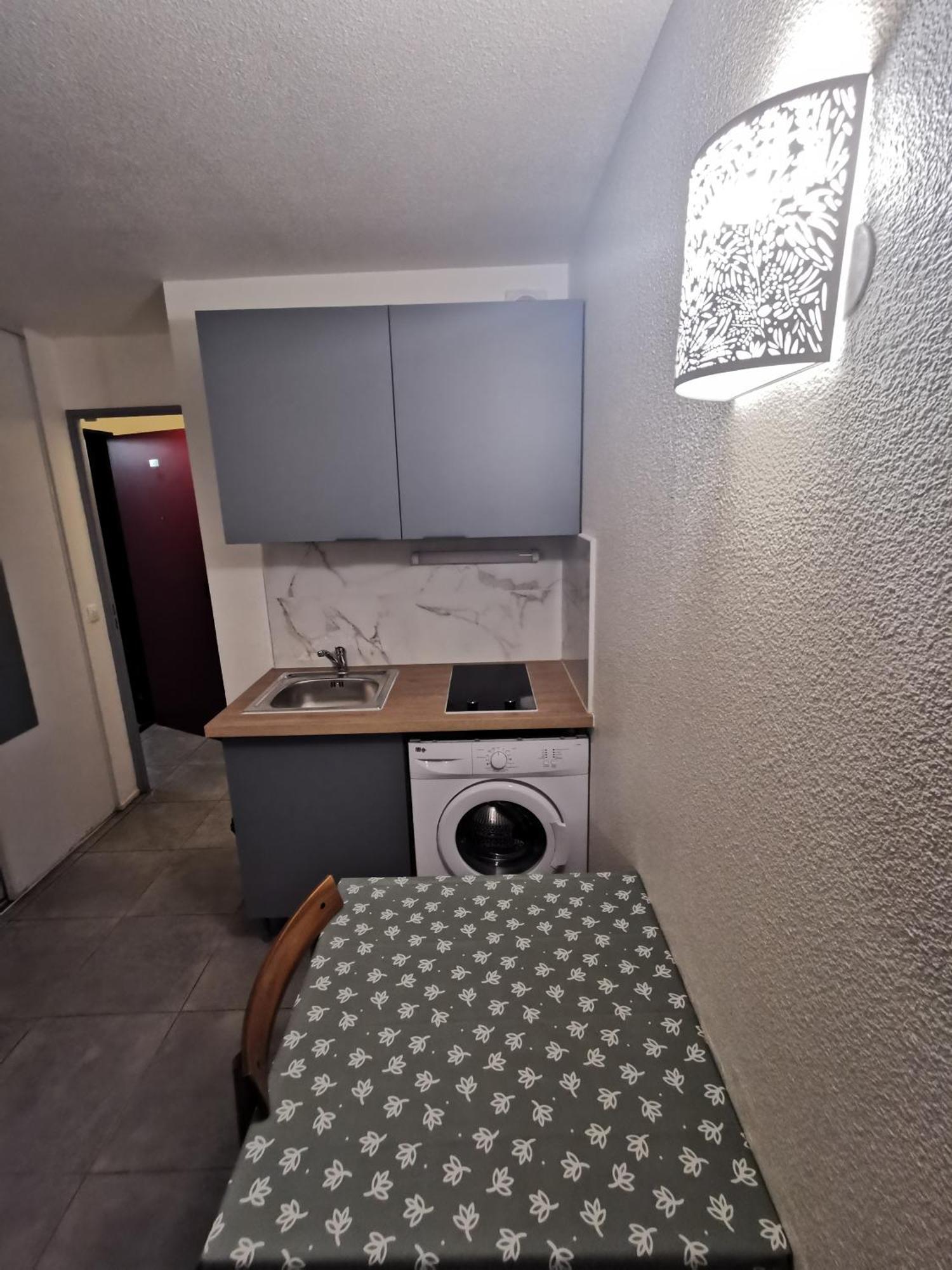 Appart Hotel La Defense Курбевуа Экстерьер фото
